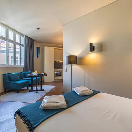 8 Building * Лиссабон