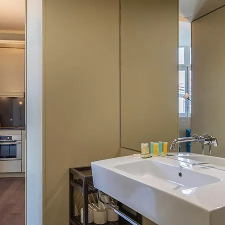 8 Building 리스본