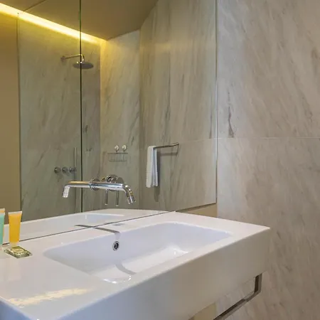 Апартаменты 8 Building Лиссабон