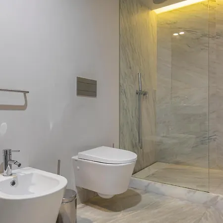 8 Building * Лиссабон