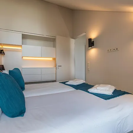 Апартаменты 8 Building *