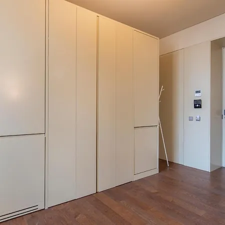 Apartment 8 Building *